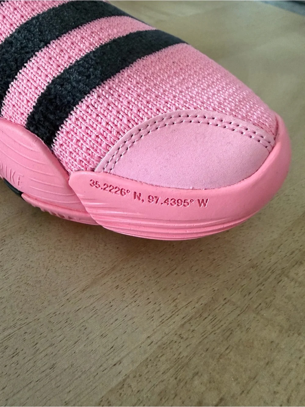adidas sneakers image
